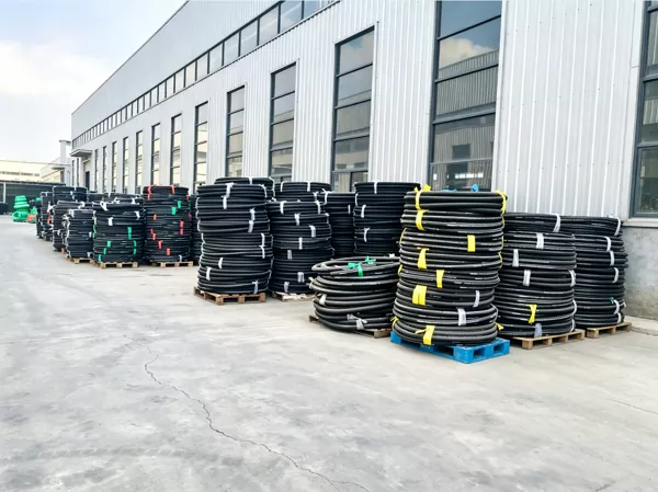 ​올바른 직물 강화 고무 호스를 선택하는 방법은 무엇입니까? Hebei Zhehan Rubber & Plastic Products Co., Ltd.의 선택 지침